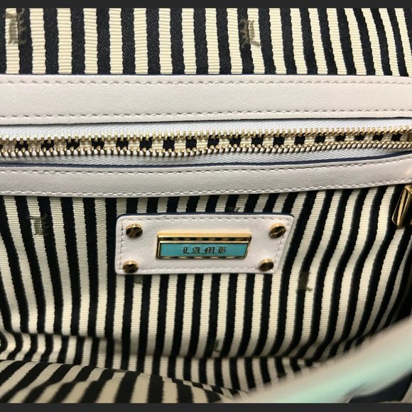 L.A.M.B. Clutch - Picture 4 of 9